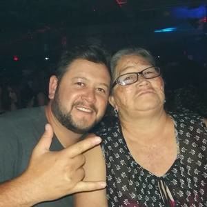 Meet your Posher, Isabel acuña